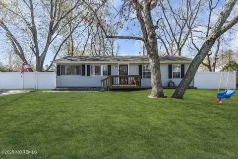 5 Castle Ave, Jackson, NJ 08527 photo 7