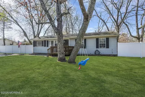 5 Castle Ave, Jackson, NJ 08527 photo 6