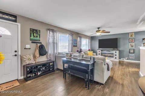 5 Castle Ave, Jackson, NJ 08527 photo 13