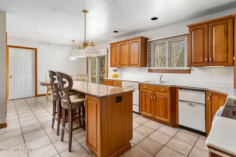 4 Lee Ct, Wrightstown, NJ 08562 photo 17