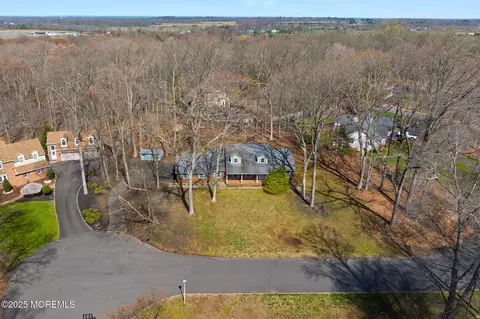 4 Lee Ct, Wrightstown, NJ 08562 photo 3