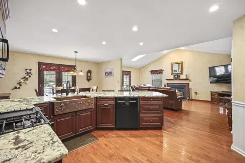 11 Ash Rd, Jackson, NJ 08527 photo 6