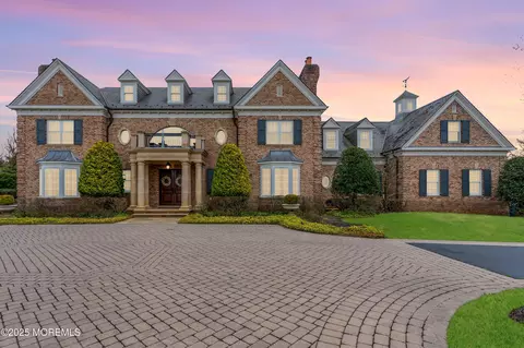 11 Bordens Brook Way, Holmdel, NJ 07733