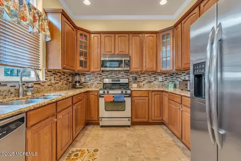 Kitchen - 36 Pancoast Rd, Waretown, NJ 08758 photo 2 of 7