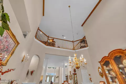 Entry Way - 36 Pancoast Rd, Waretown, NJ 08758 photo 6 of 7