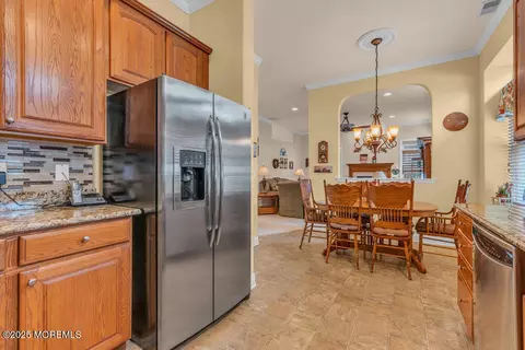 Kitchen - 36 Pancoast Rd, Waretown, NJ 08758 photo 5 of 7