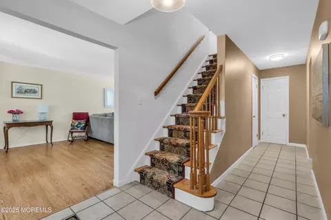 Entry Way - 4 Koosman Dr, Middletown, NJ 07748 photo 2 of 3