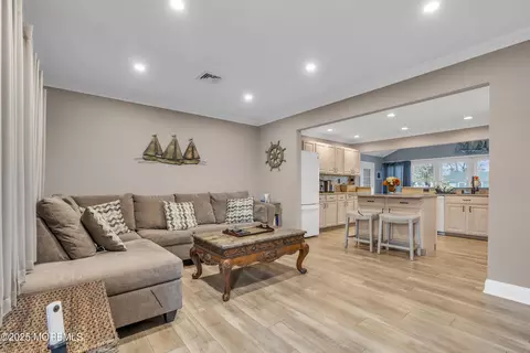 809 Leeward Dr, Forked River, NJ 08731 photo 8