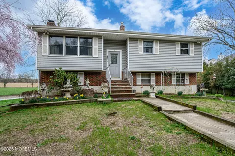 213 Tennent Rd, Morganville, NJ 07751