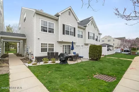 52 Winged Foot Ct #1000, Howell, NJ 07731