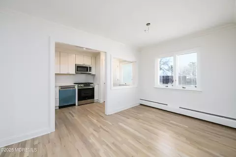 197 Manor Dr E, Red Bank, NJ 07701