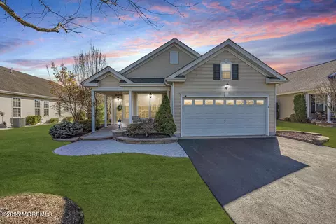 6 Blyth Ln, Jackson, NJ 08527