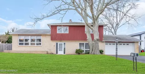 412 Meredith Ln, Brick, NJ 08723