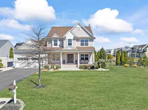138 Spirit Bear Rd, Toms River, NJ 08755
