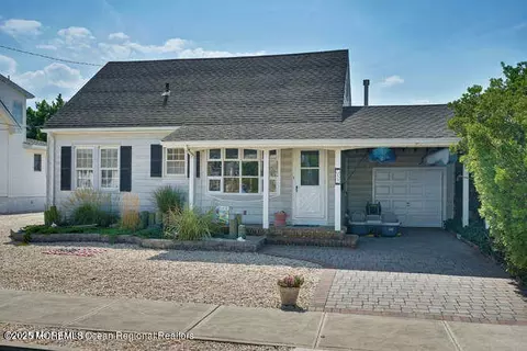53 C St, Seaside Park, NJ 08752