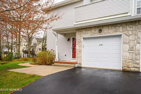 316 Love Ln, Wall, NJ 07719