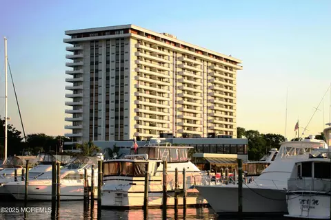 1 Channel Dr #303, Monmouth Beach, NJ 07750
