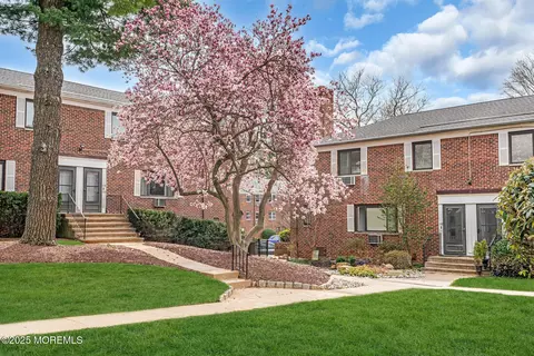 187 Manor E, Red Bank, NJ 07701
