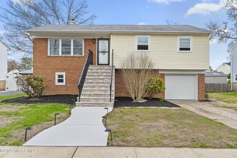 36 Diane Ave, Old Bridge, NJ 08857