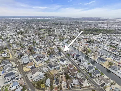 View/Area - 2 Shore Pine Dr, Brick, NJ 08723 photo 8 of 13