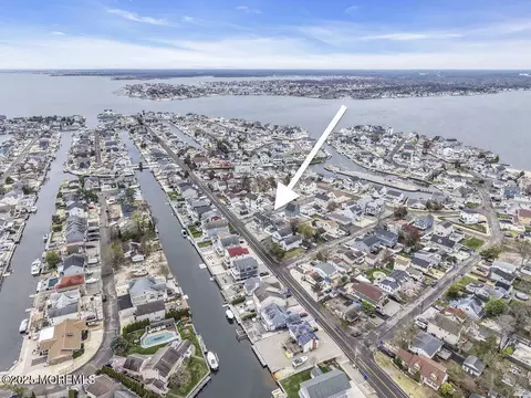 View/Area - 2 Shore Pine Dr, Brick, NJ 08723 photo 11 of 13