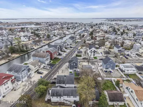 View/Area - 2 Shore Pine Dr, Brick, NJ 08723 photo 7 of 13