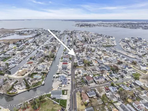 View/Area - 2 Shore Pine Dr, Brick, NJ 08723 photo 12 of 13