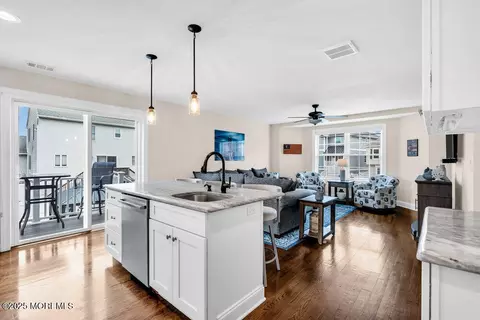 Kitchen - 2 Shore Pine Dr, Brick, NJ 08723 photo 1 of 5