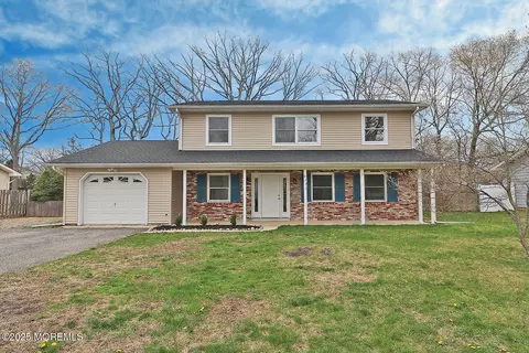 472 Steuben Ave, Forked River, NJ 08731