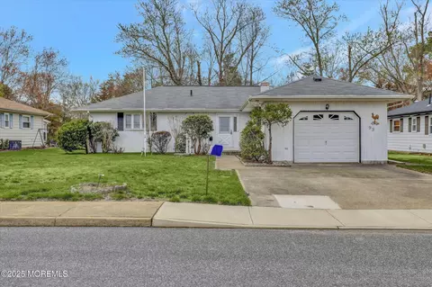 93 Barbados Dr S, Toms River, NJ 08757