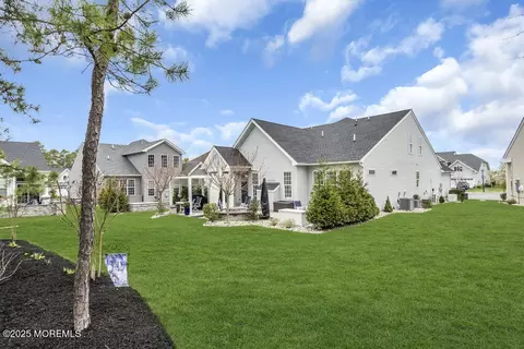 Exterior - 3 Farnham Ct, Forked River, NJ 08731 photo 14 of 18