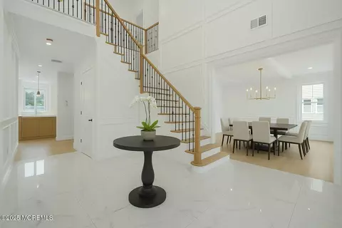 806 Arbor Rd, Paramus, NJ 07652 photo 5