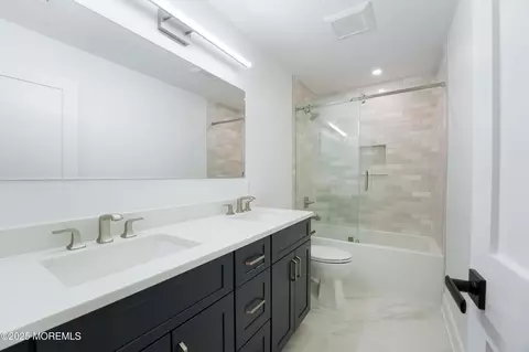 806 Arbor Rd, Paramus, NJ 07652 photo 19