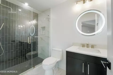 806 Arbor Rd, Paramus, NJ 07652 photo 16