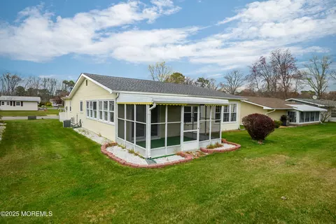 27 Blake Cir, Brick, NJ 08724 photo 31