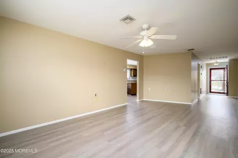 27 Blake Cir, Brick, NJ 08724 photo 8