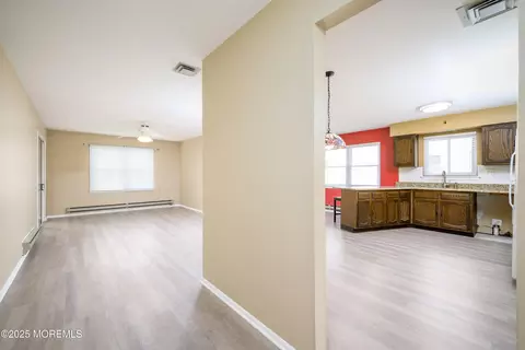 27 Blake Cir, Brick, NJ 08724 photo 9