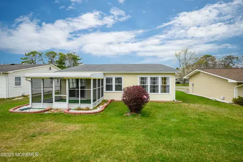 27 Blake Cir, Brick, NJ 08724 photo 32