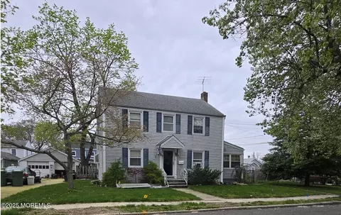 63 Harding Ave, Parlin, NJ 08859