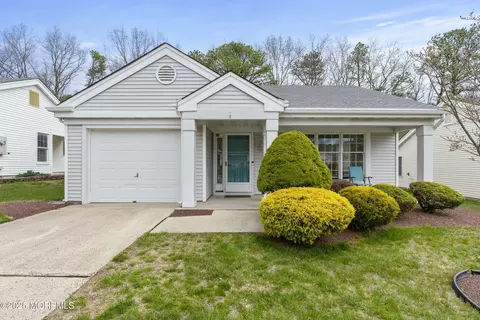 2253 Beltane Rd, Toms River, NJ 08755