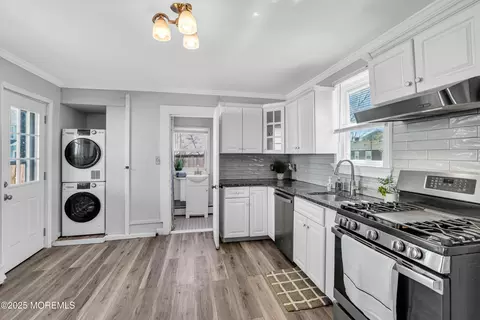 36 Morningside Ave, Keansburg, NJ 07734