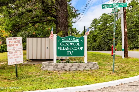 1 Adams Ct, Whiting, NJ 08759 photo 9