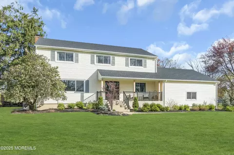 221 Sweetmans Ln, Millstone, NJ 08535