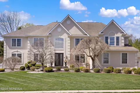 416 Georgetown Dr, Morganville, NJ 07751