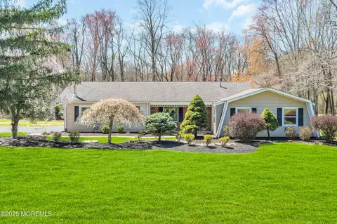 1914 Bartle Ln, Martinsville, NJ 08836