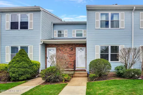 65 Brookview Cir #224, Jamesburg, NJ 08831
