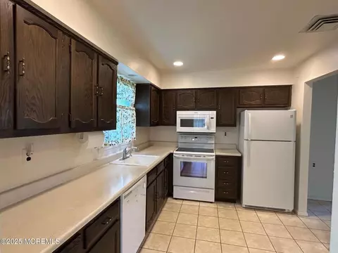 Kitchen - 60 Central Blvd, Brick, NJ 08724 photo 1 of 2