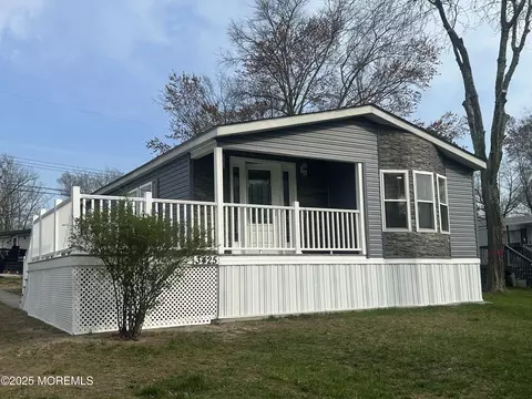 3425 New Moon St, Browns Mills, NJ 08015