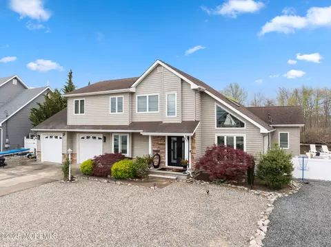 825 Laurel Blvd, Lanoka Harbor, NJ 08734