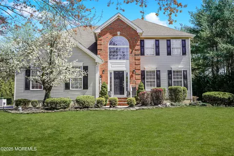 1 Pondview Dr, Tinton Falls, NJ 07724